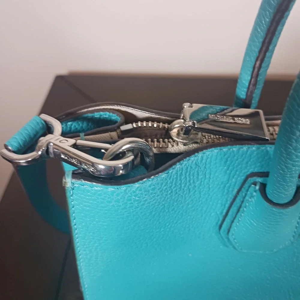 Michael Kors Mercer Large Pebbled Leather Convertible Tote Crossbody Aqua Blue